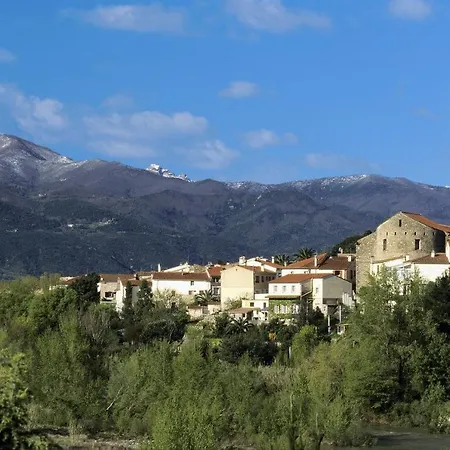 A Le Boulou: Budget-friendly Apartment Le Boulou