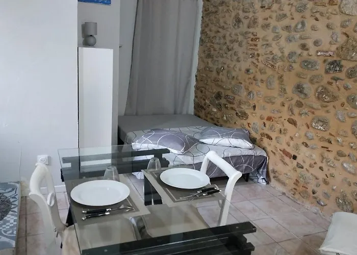 A Centre Ville- Pour 2 - Petit Prix- Juillet-aout Reservation D'1 Semaine Minimum-check In 17-19h